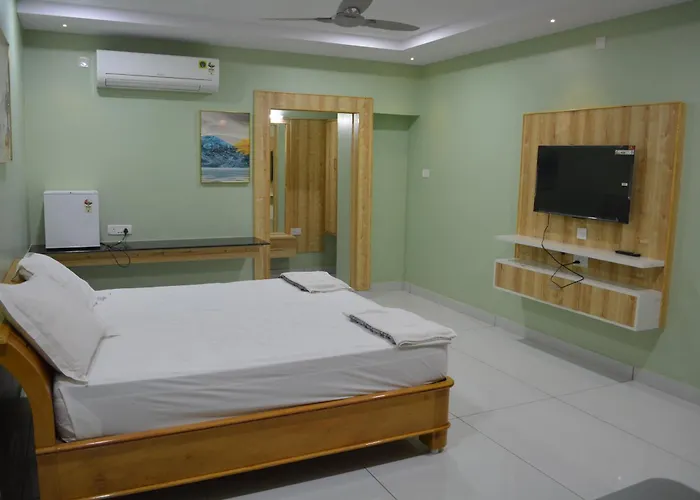 Yanam Resorts